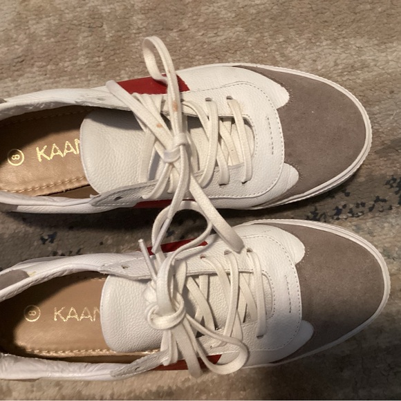 Kaanas Shoes - Kaanas White and Red Casual Sneakers